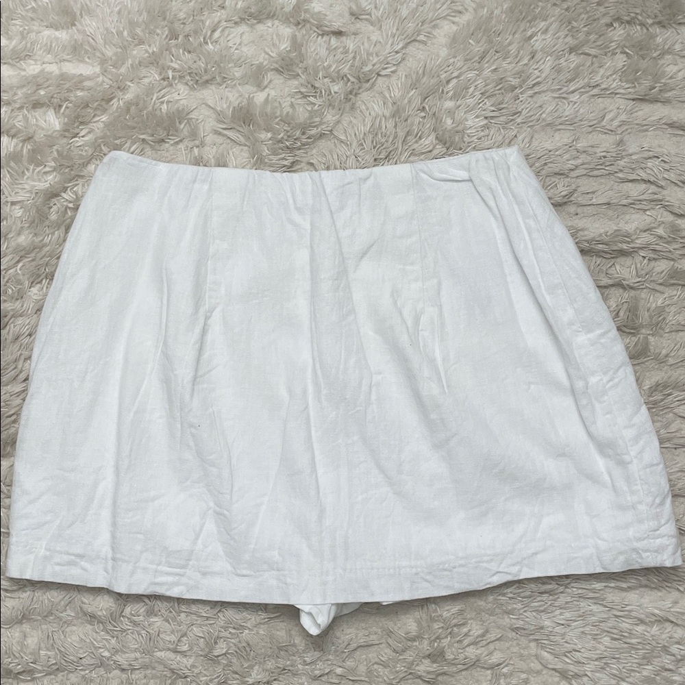 Abercrombie Scarlett Mini Skort - Picture 3 of 3